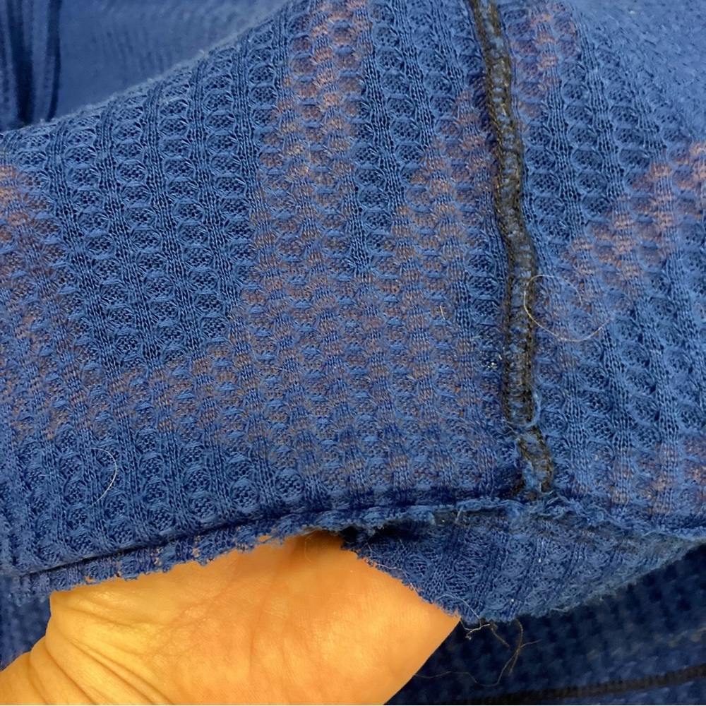 Free People waffle weave, bell sleeve, vibrant blue top - M - Picture 9 of 13
